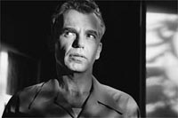 Az Ember, Aki Ott Se Volt