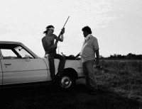 Fegyverek és Emberek