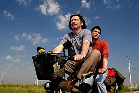 A Világ Nagy és a Megváltás a Sarkon Ólálkodik