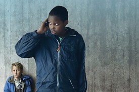 Play, Gyerekjáték?